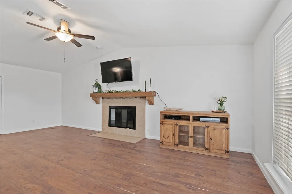 5514 Bishop Court Lake Dallas, TX 75065