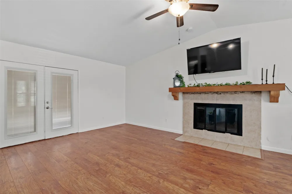 5514 Bishop Court Lake Dallas, TX 75065