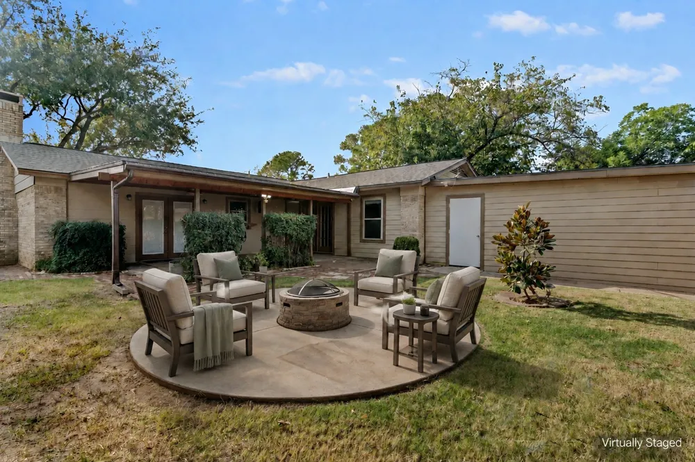 5514 Bishop Court Lake Dallas, TX 75065