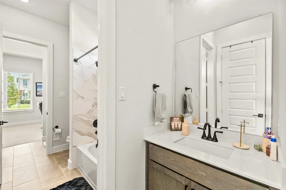 1051 Olympic Rockwall, TX 75087