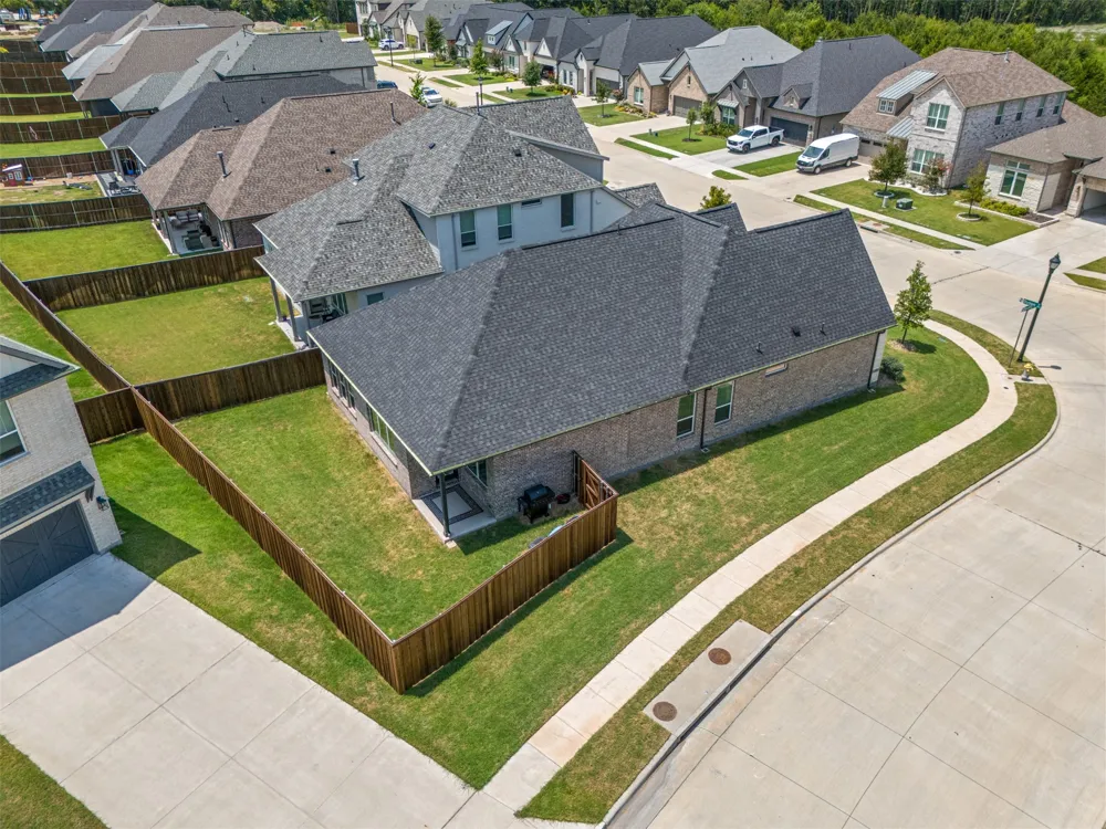 1051 Olympic Rockwall, TX 75087