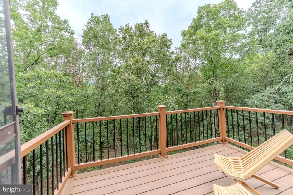 843 CEDAR RUN LANE Great Cacapon, WV 25422