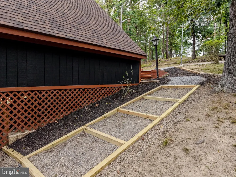 843 CEDAR RUN LANE Great Cacapon, WV 25422