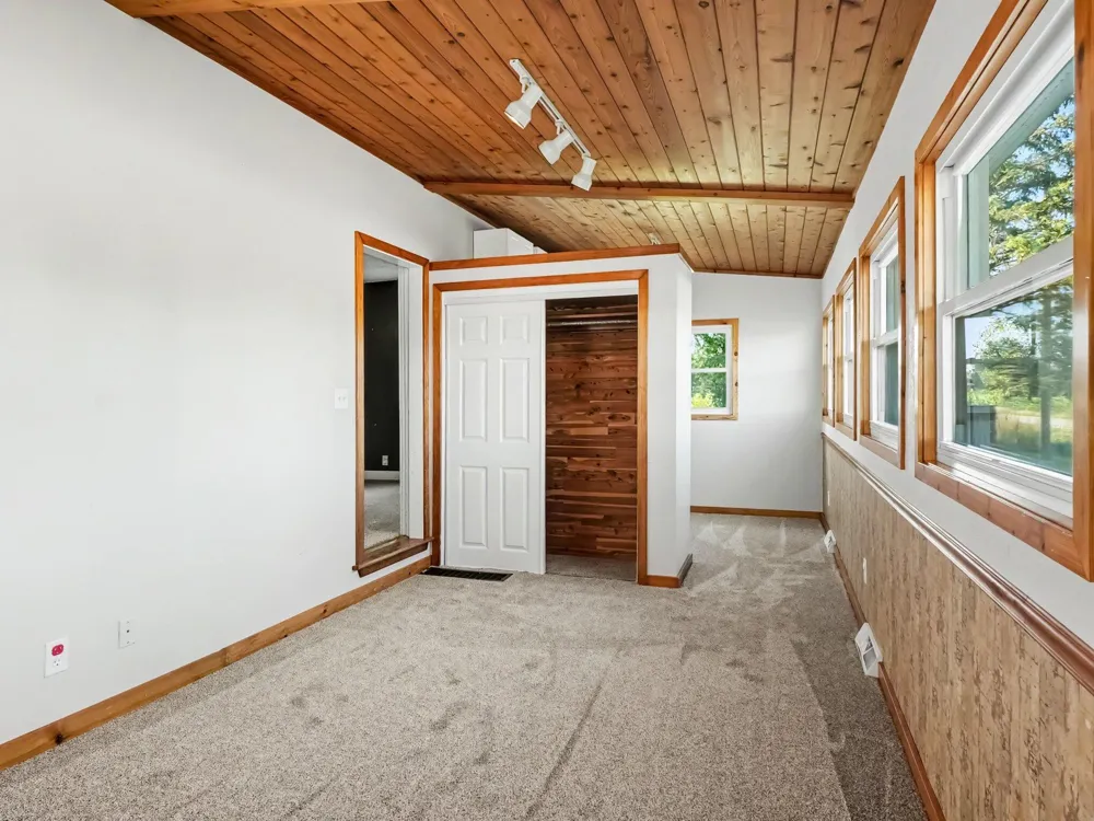11484 Dennison Road Milan, MI 48160