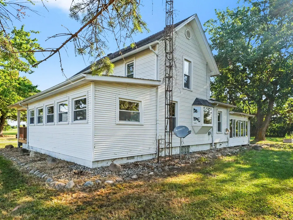 11484 Dennison Road Milan, MI 48160