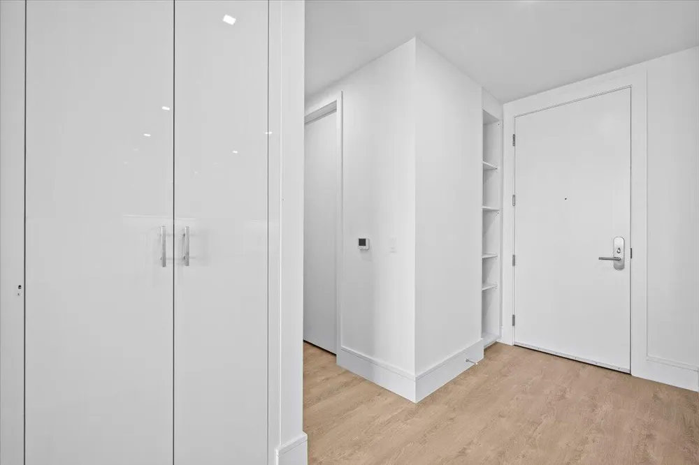 220 Lake Shore Drive #1513 Lake Park, FL 33403