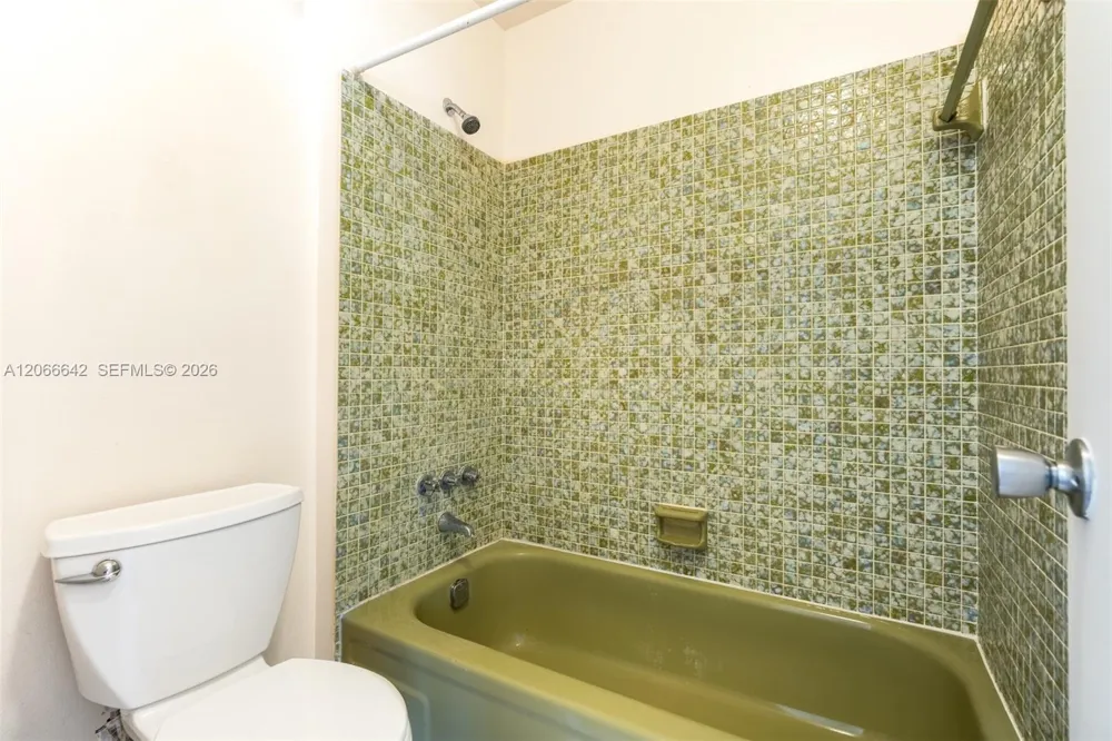 3645 SW Natura Ave #D Deerfield Beach, FL 33441