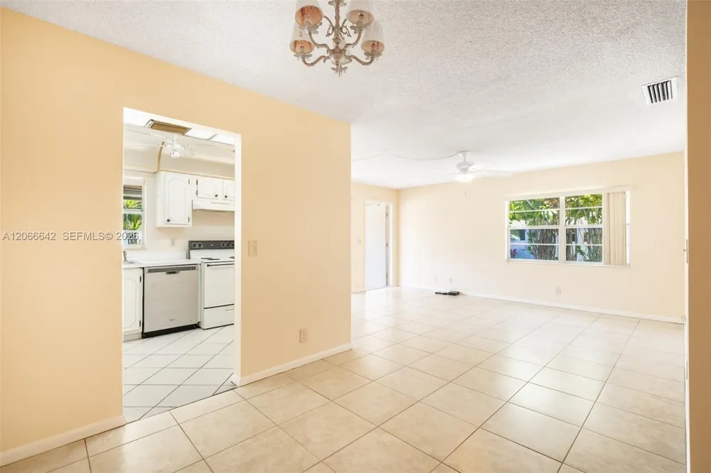 3645 SW Natura Ave #D Deerfield Beach, FL 33441