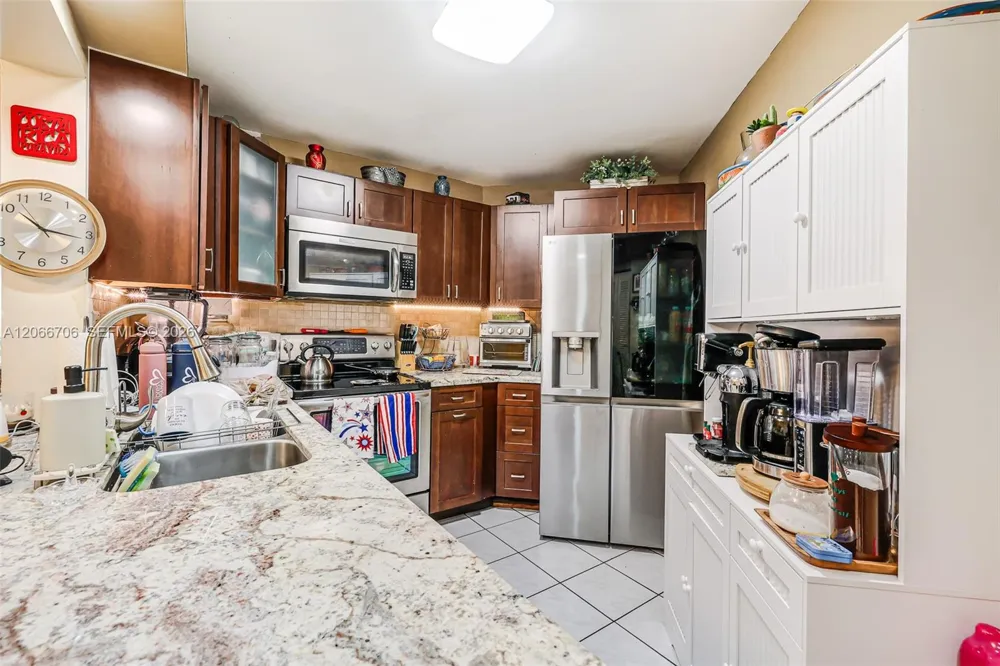 10245 NW 9th St Cir #102-9 Miami, FL 33172