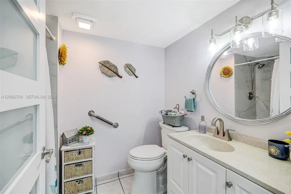 10245 NW 9th St Cir #102-9 Miami, FL 33172