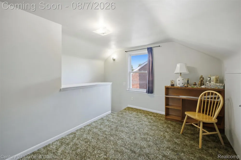 9864 Quandt Avenue Allen Park City, MI 48101