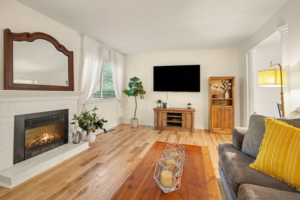 260 Dunbarton Court Kalamazoo Charter Township, MI 49006