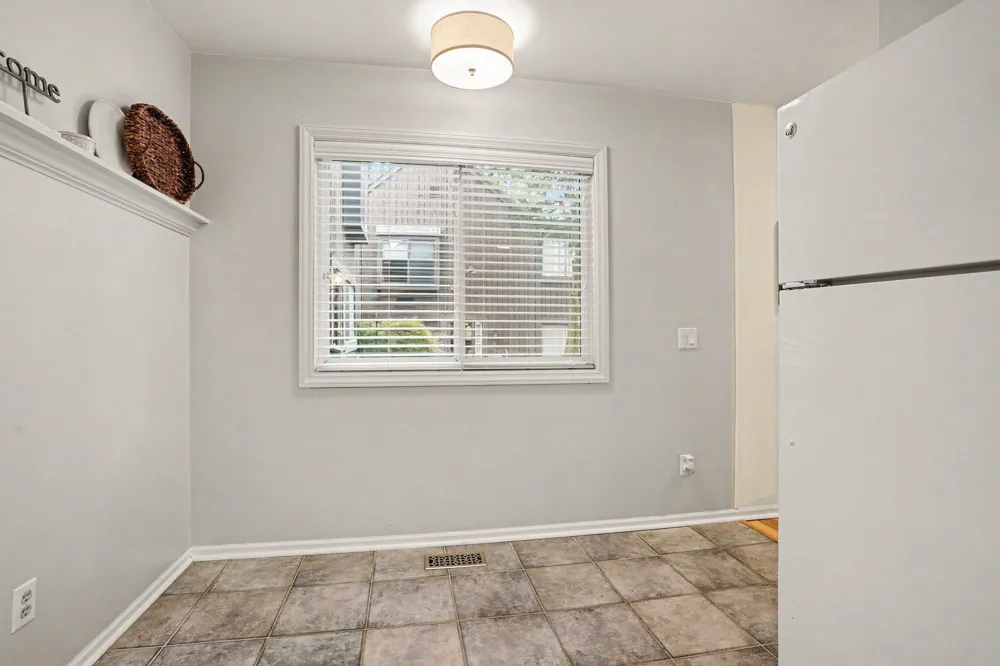 260 Dunbarton Court Kalamazoo Charter Township, MI 49006