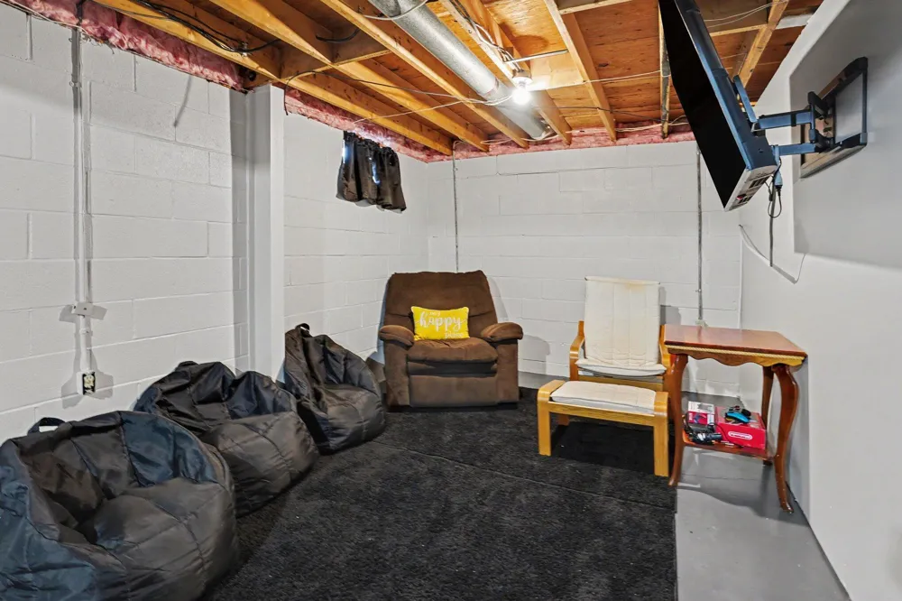 260 Dunbarton Court Kalamazoo Charter Township, MI 49006