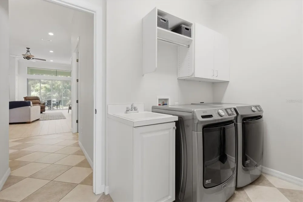 5540 SIMONTON STREET Bradenton, FL 34203
