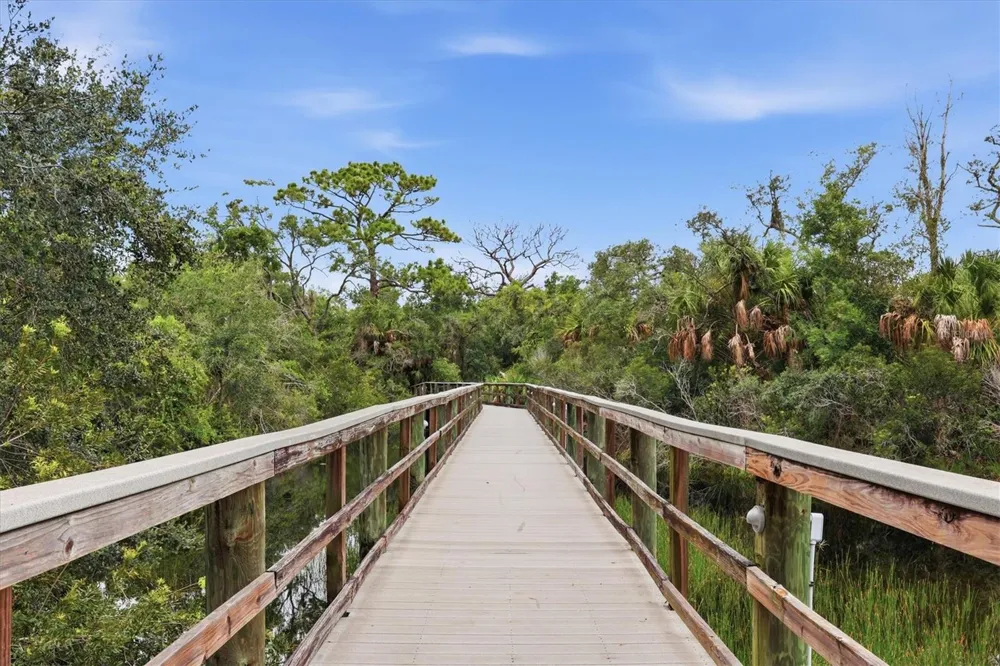 5540 SIMONTON STREET Bradenton, FL 34203