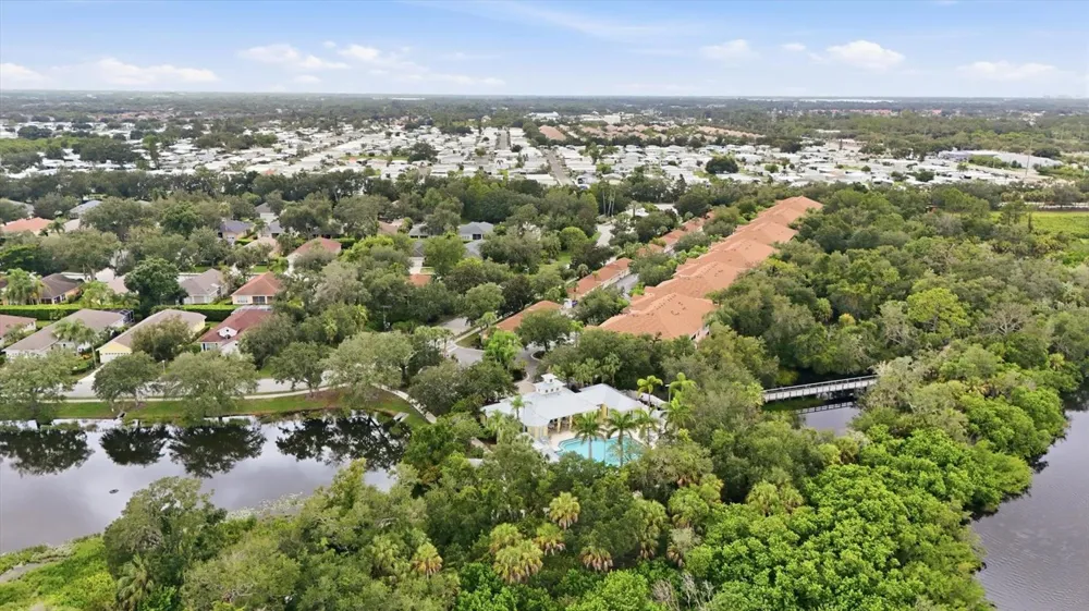 5540 SIMONTON STREET Bradenton, FL 34203