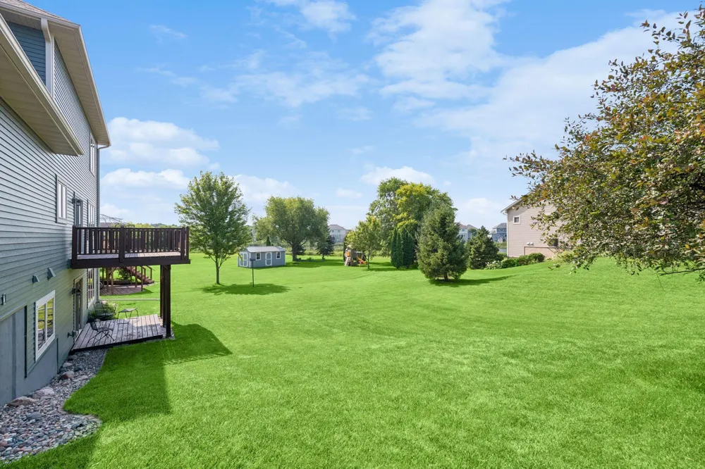 2061 Cobblestone Drive Cologne, MN 55322