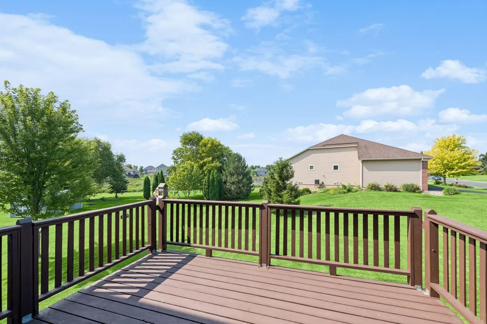 2061 Cobblestone Drive Cologne, MN 55322
