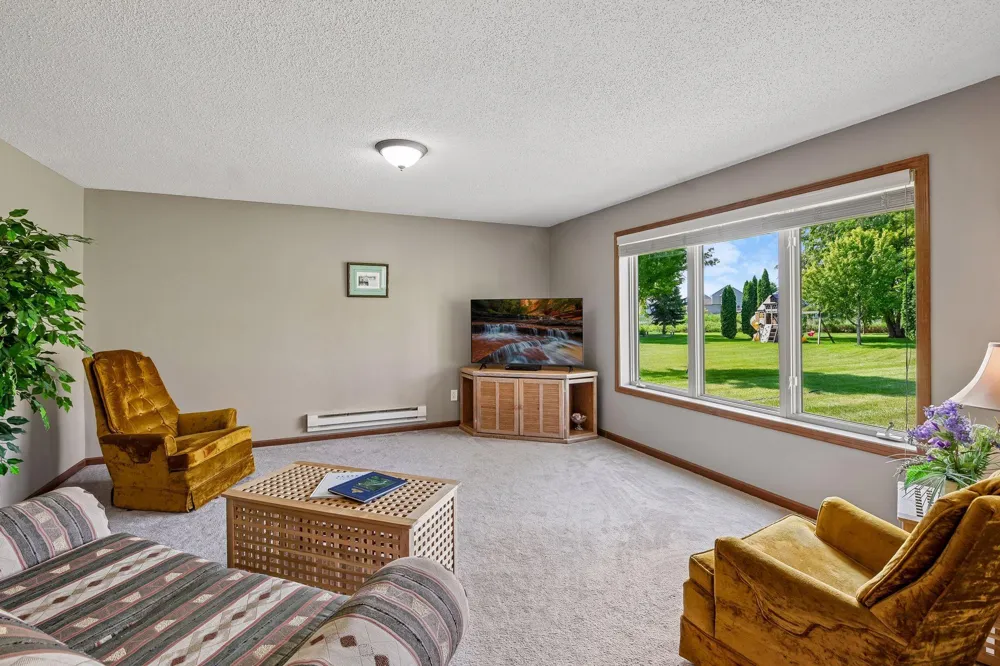 2061 Cobblestone Drive Cologne, MN 55322