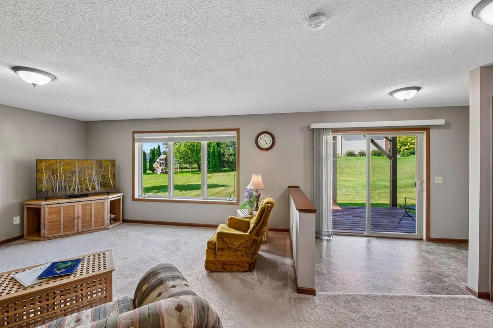 2061 Cobblestone Drive Cologne, MN 55322