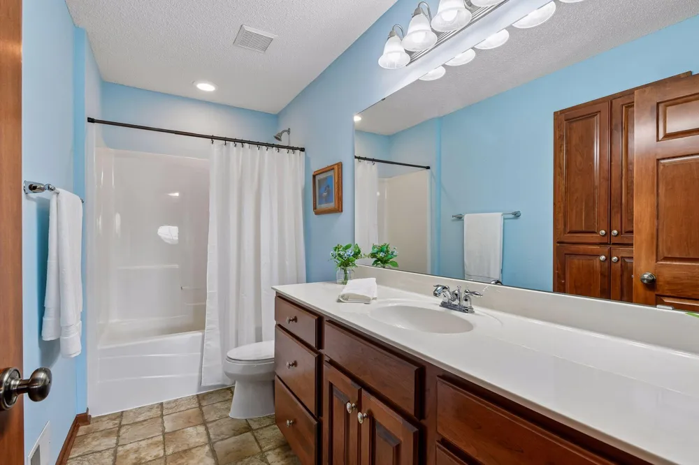 2061 Cobblestone Drive Cologne, MN 55322