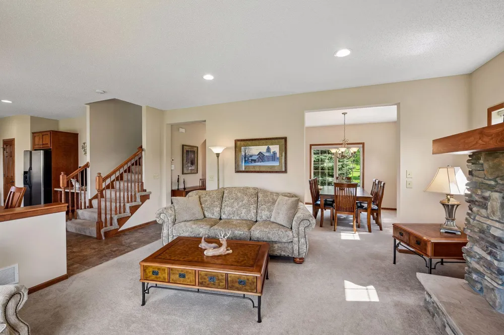 2061 Cobblestone Drive Cologne, MN 55322