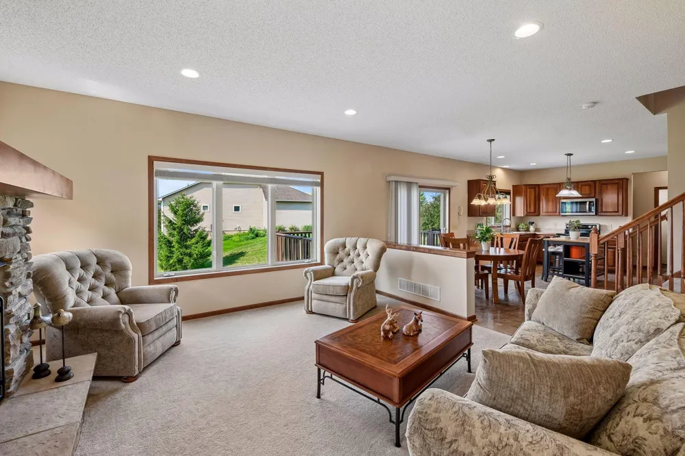 2061 Cobblestone Drive Cologne, MN 55322