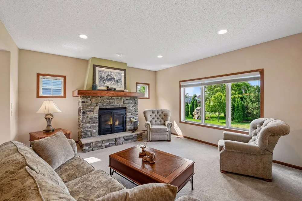 2061 Cobblestone Drive Cologne, MN 55322