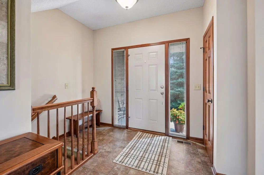 2061 Cobblestone Drive Cologne, MN 55322