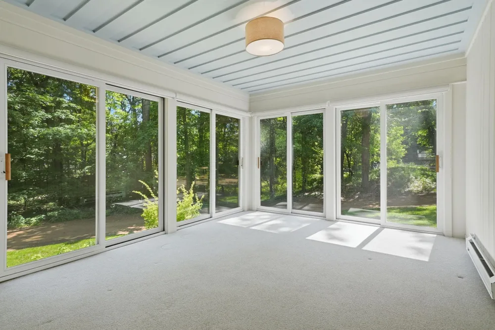 6930 Foxglove Circle Excelsior, MN 55331