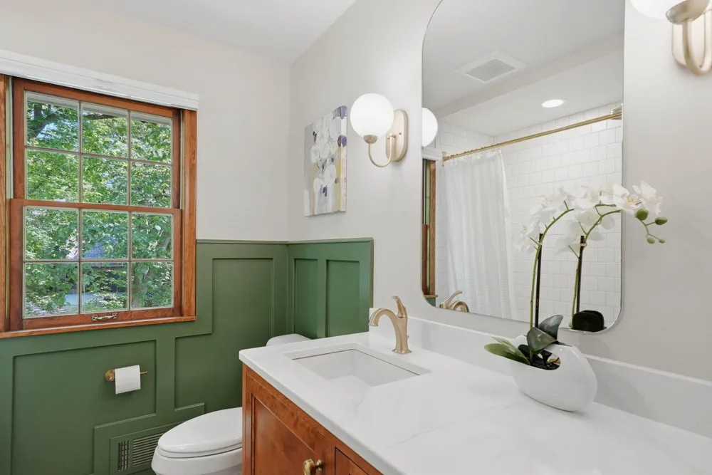 6930 Foxglove Circle Excelsior, MN 55331