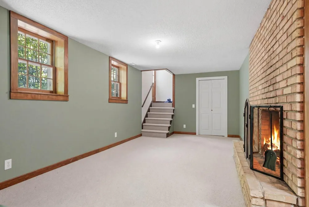 6930 Foxglove Circle Excelsior, MN 55331