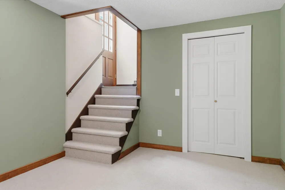 6930 Foxglove Circle Excelsior, MN 55331