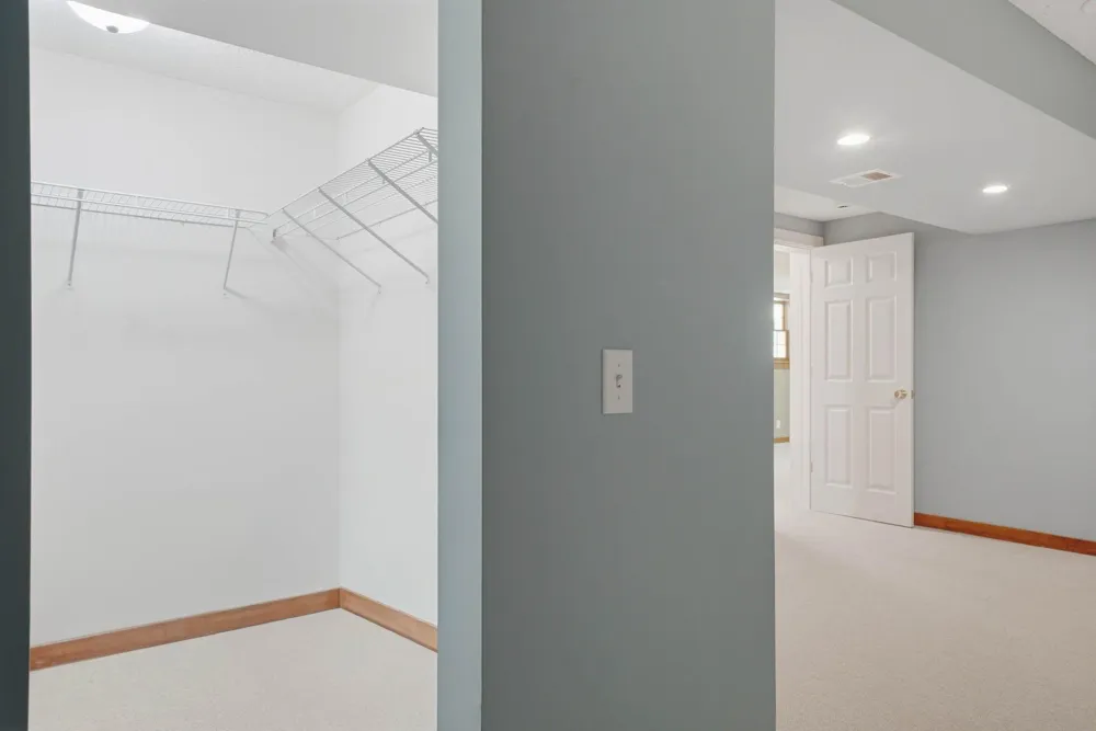 6930 Foxglove Circle Excelsior, MN 55331