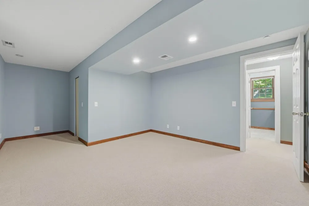 6930 Foxglove Circle Excelsior, MN 55331