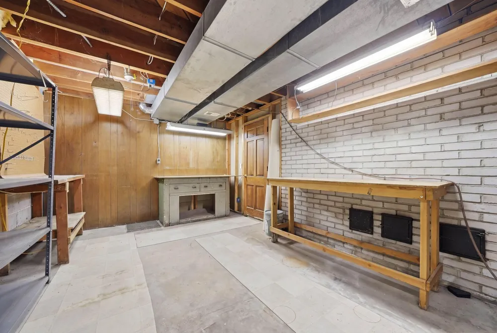 6930 Foxglove Circle Excelsior, MN 55331