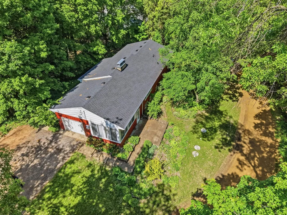 6930 Foxglove Circle Excelsior, MN 55331