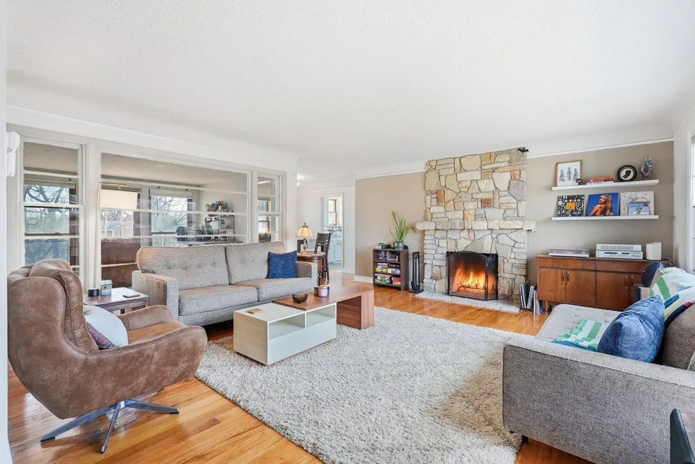 4015 Wayzata Boulevard Golden Valley, MN 55416