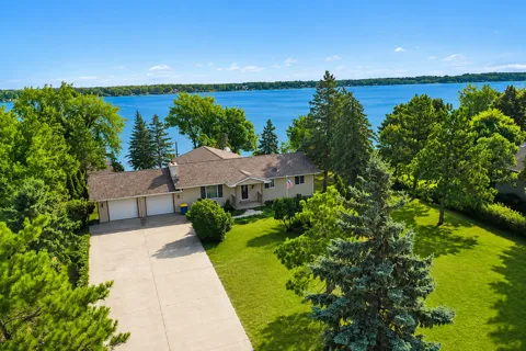34399 Engstrom Beach Lane