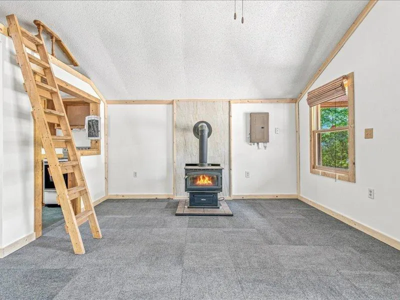 37975 Clover Circle Hinckley, MN 55037