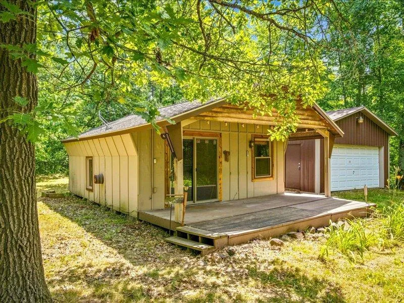 37975 Clover Circle Hinckley, MN 55037