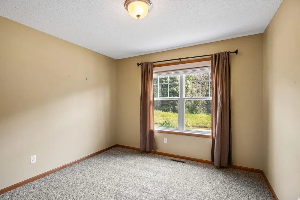 1646 White Pine Way #A Carver, MN 55315