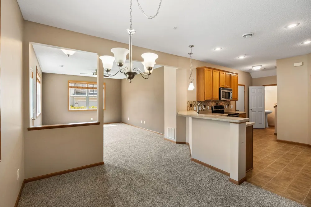 1646 White Pine Way #A Carver, MN 55315