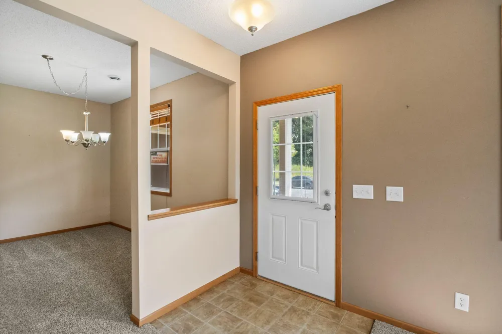 1646 White Pine Way #A Carver, MN 55315