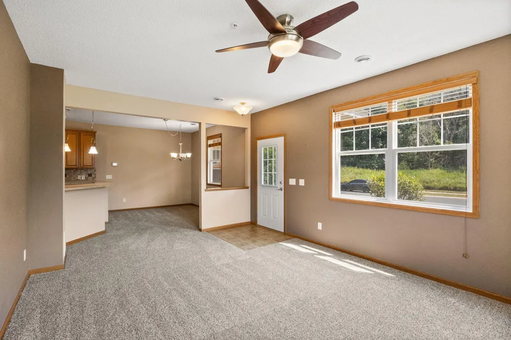 1646 White Pine Way #A Carver, MN 55315