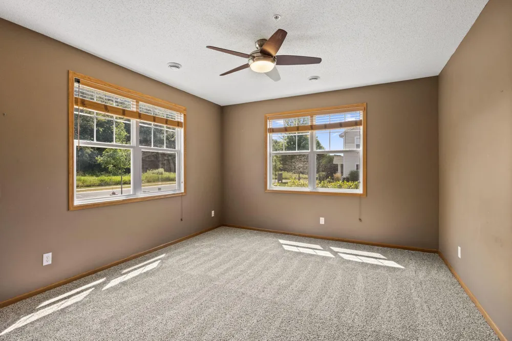 1646 White Pine Way #A Carver, MN 55315