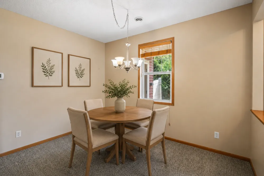 1646 White Pine Way #A Carver, MN 55315