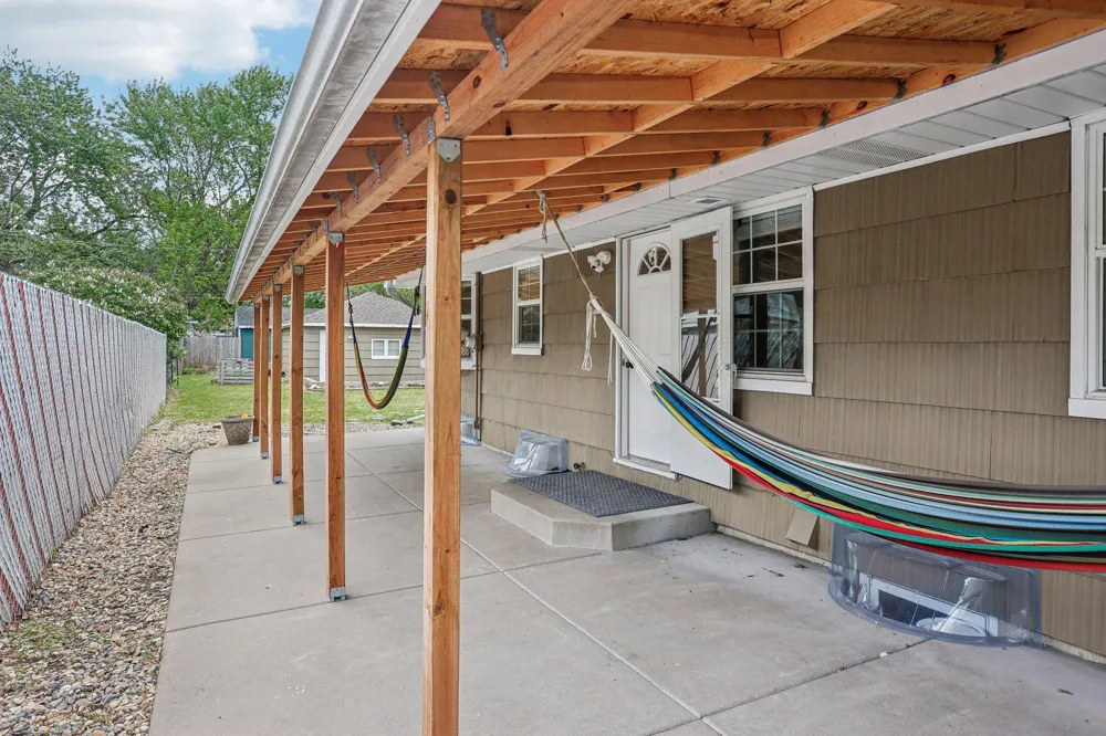 2016 W 90th Street Bloomington, MN 55431