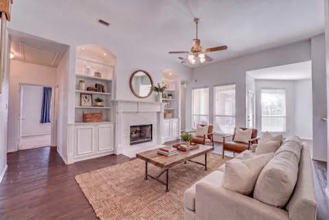316 Mimosa Drive